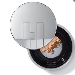 Haus Labs Loose Setting Powder in Neutral peach
